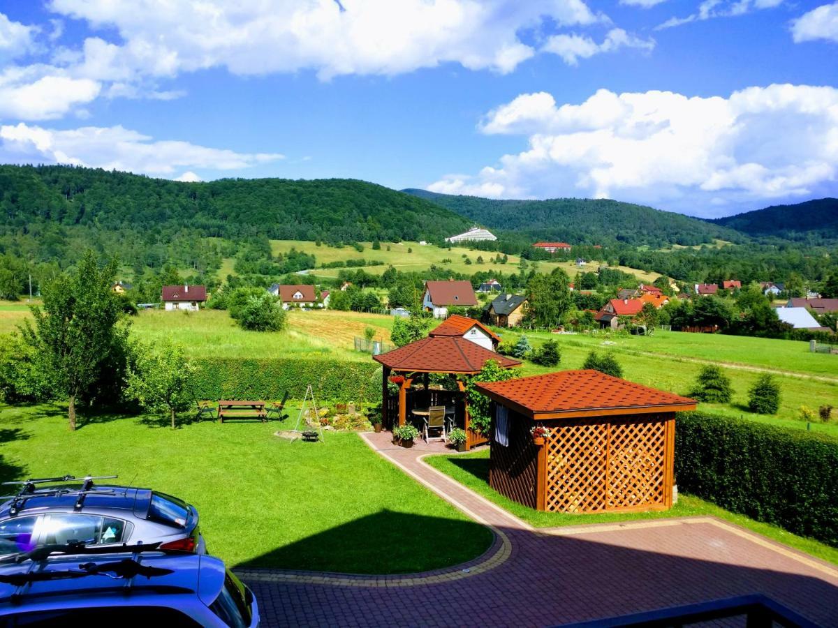 Pokoje Panorama Wysowa-Zdrój Esterno foto