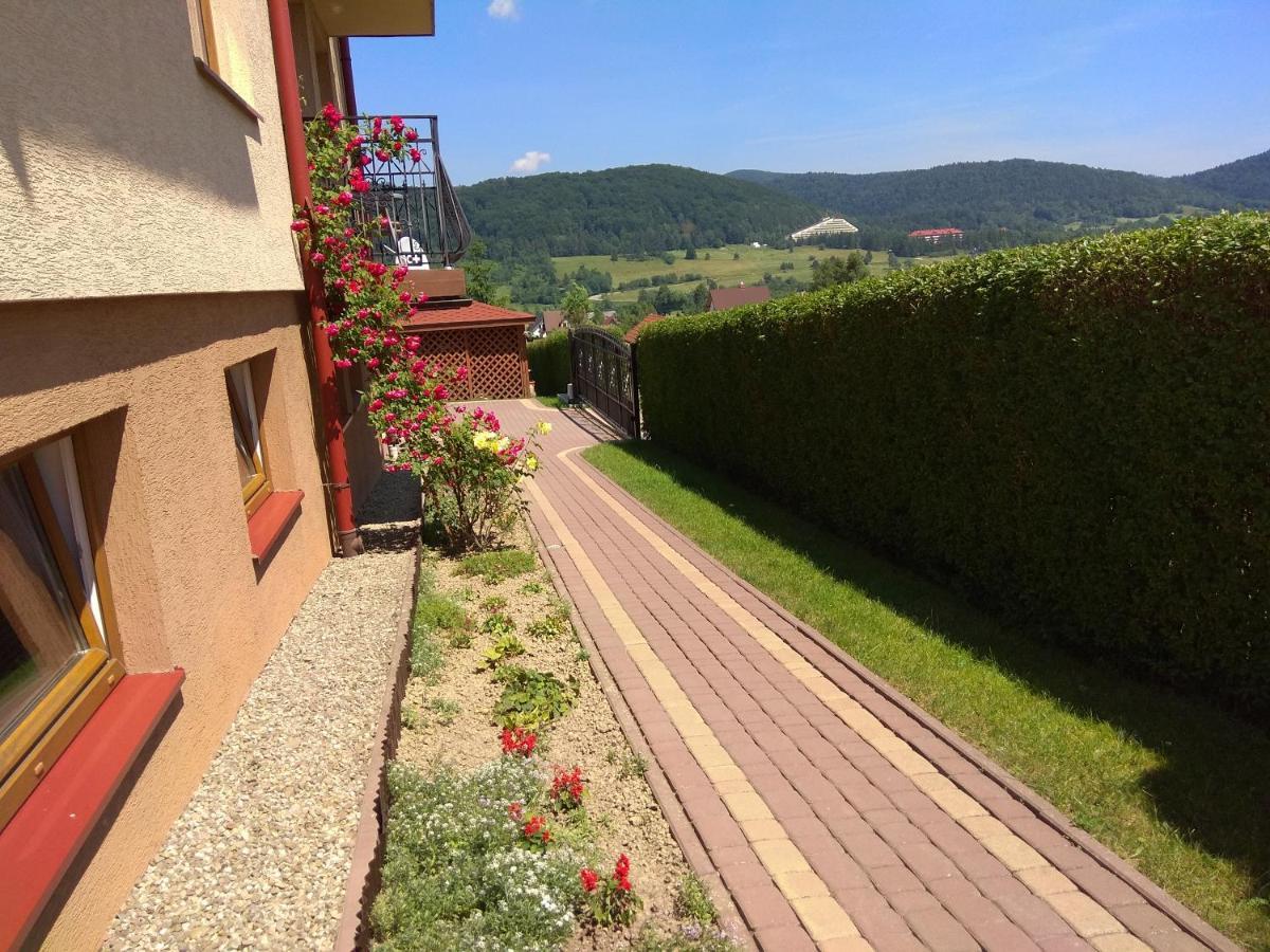 Pokoje Panorama Wysowa-Zdrój Esterno foto